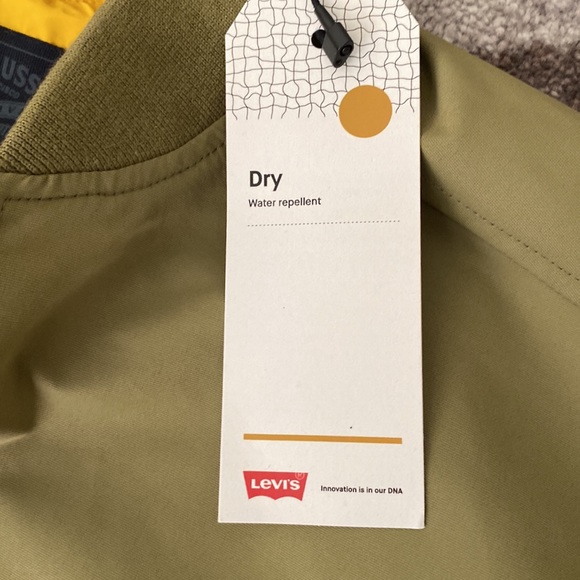 Brand New Men’s Levi’s Bayview Bomber Jacket Size Medium - Picture 4 of 8